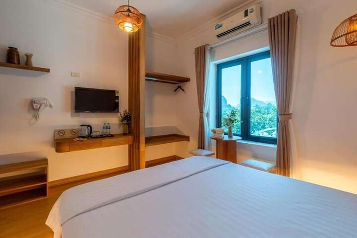 Room 7 of 62