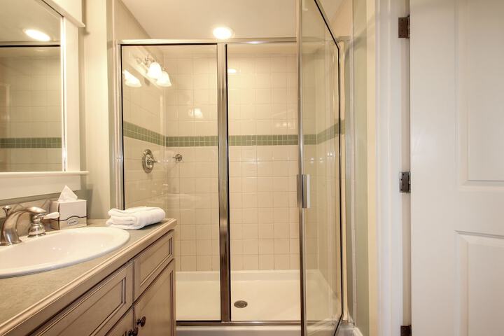 Room 218 of 270