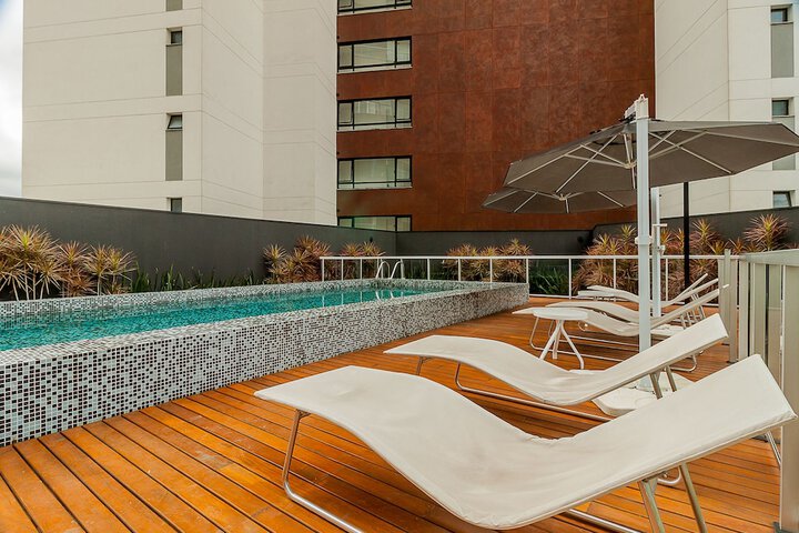 Pool 18 of 34