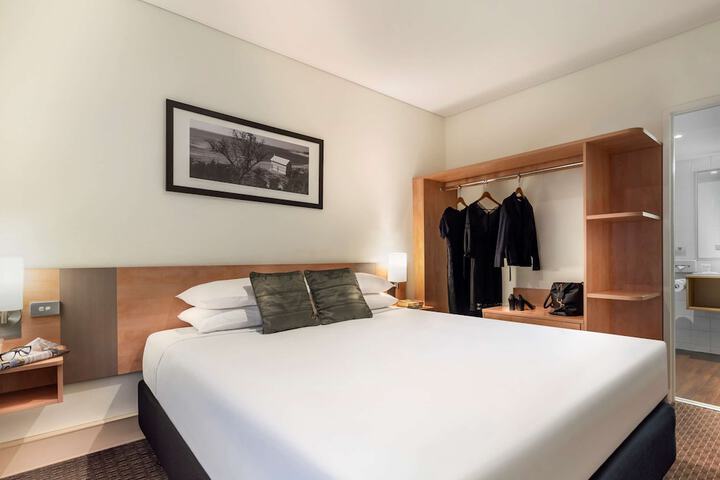 Room 41 of 92