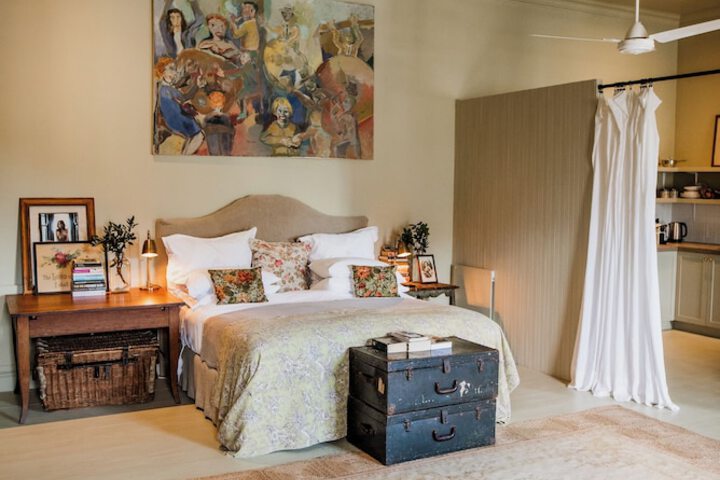 Room 28 of 110