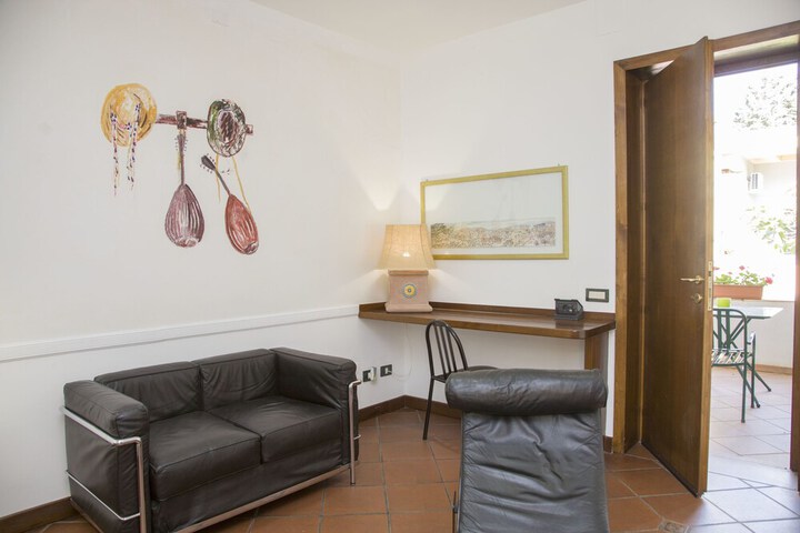 Room 25 of 61