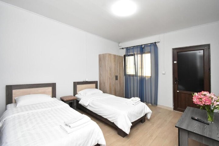 Room 2 of 24