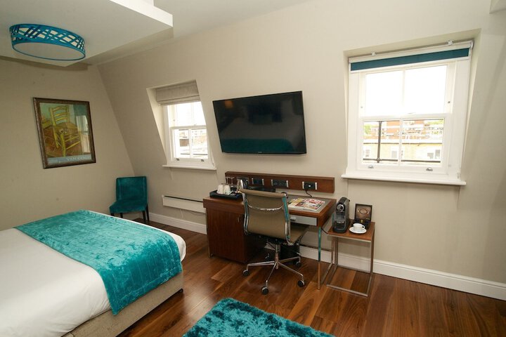 Room 43 of 75