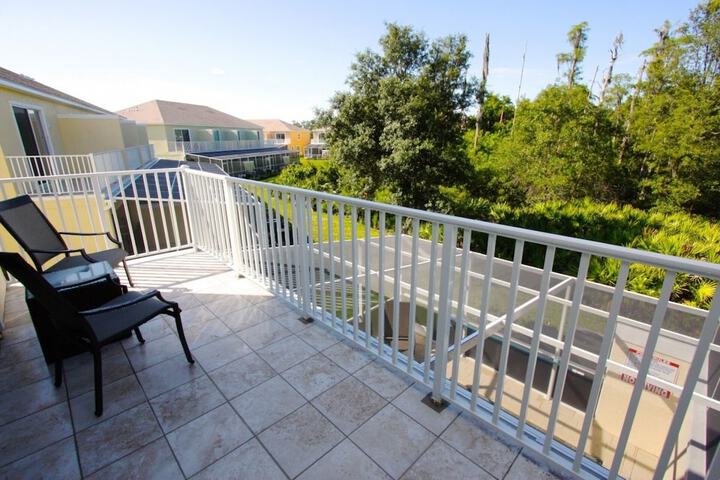 Terrace/Patio 100 of 294