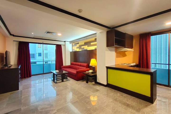 Room 66 of 102