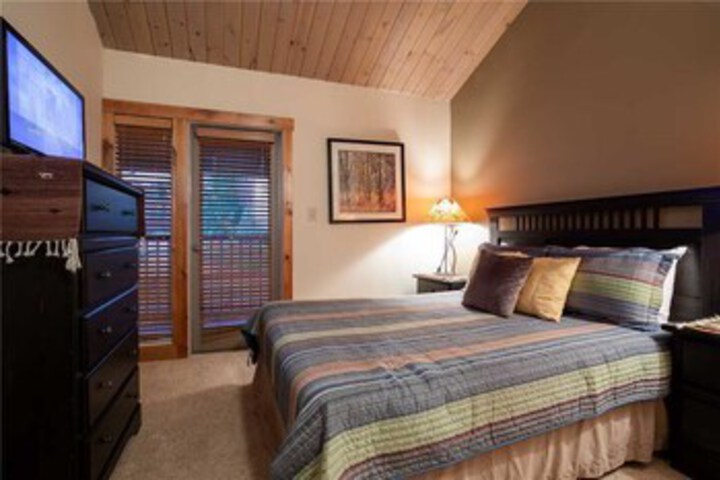 Room 17 of 21