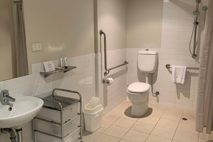 Room 15 of 20
