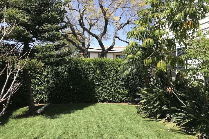 Hotel Exterior 24 of 27