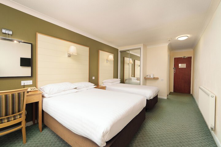 Room 30 of 89
