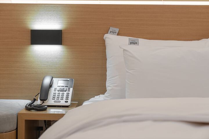 Room 4 of 116