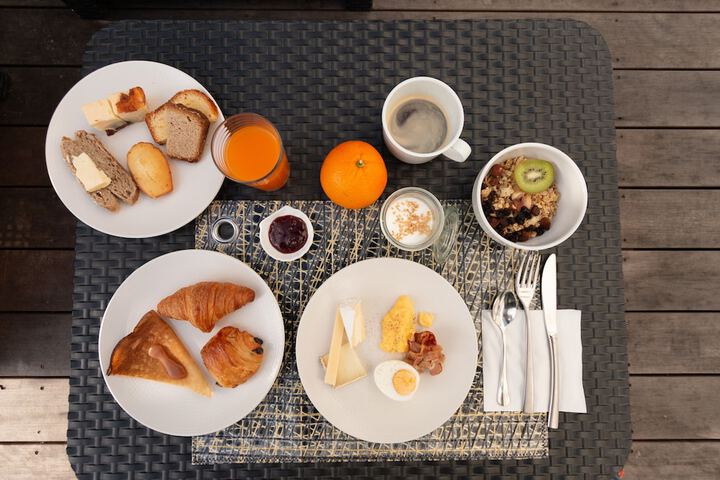 Breakfast/Coffee Service 66 of 93