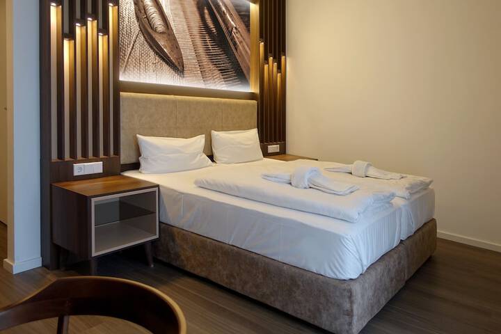 Room 10 of 88