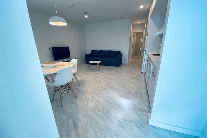 Room 43 of 174