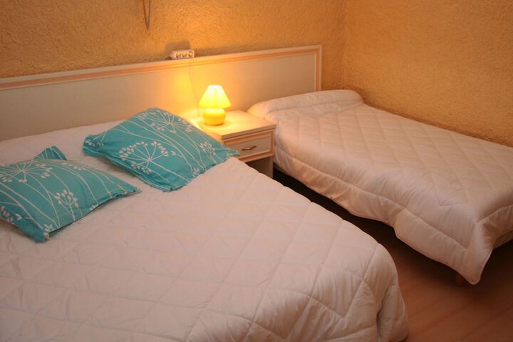 Room 6 of 24