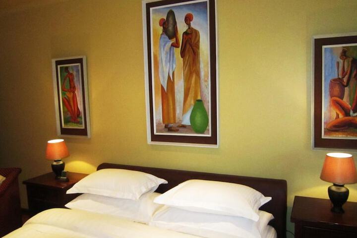 Room 15 of 69