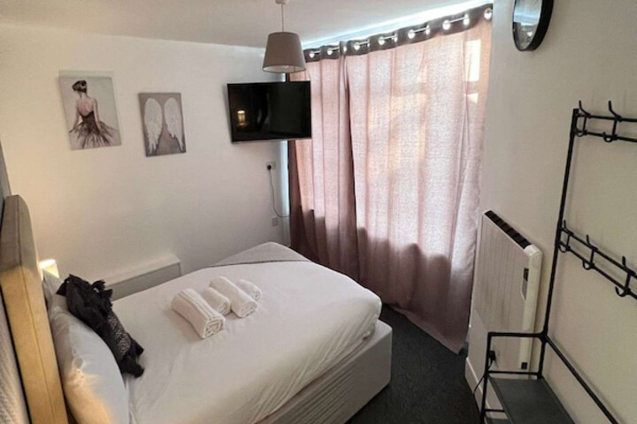 Room 32 of 112