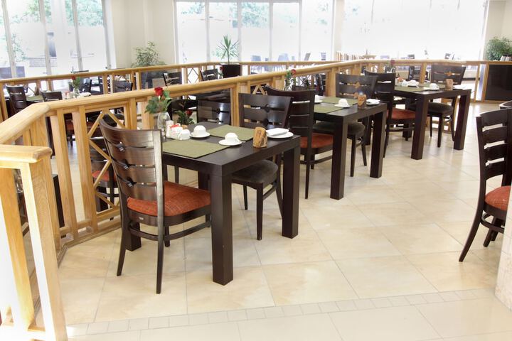 Dining 68 of 120