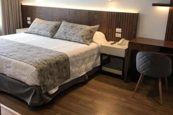HOTEL AJAVI