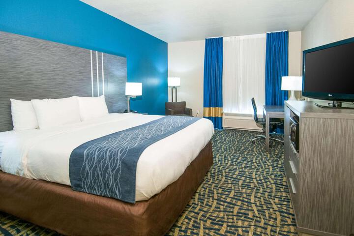 Standard | King Bed (8 of 13)
