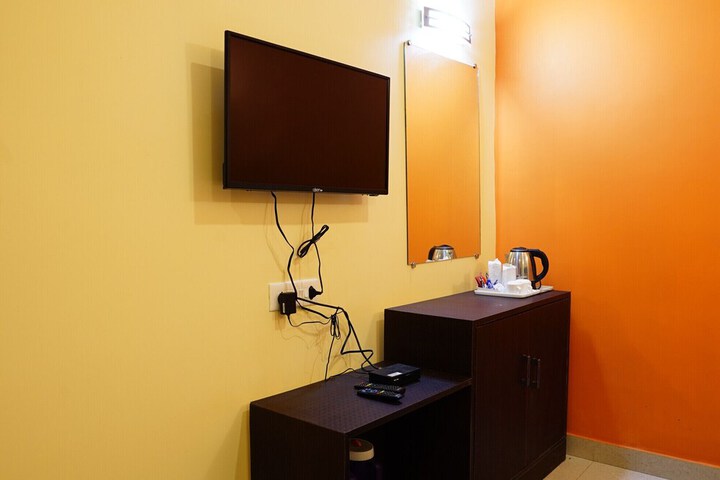 Room 20 of 37