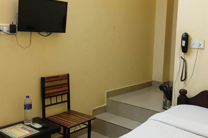 Room 10 of 61