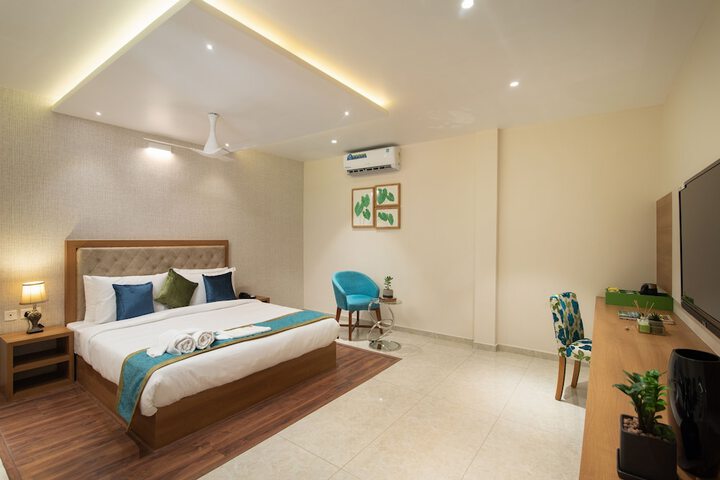 Room 8 of 36