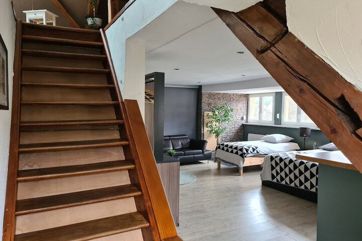 Room 20 of 48