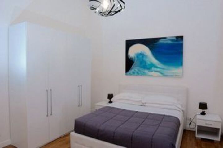 Room 4 of 36