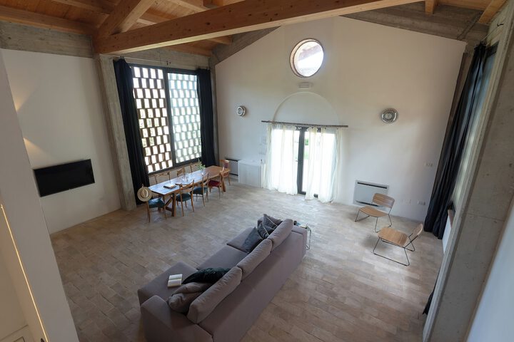 Room 19 of 60