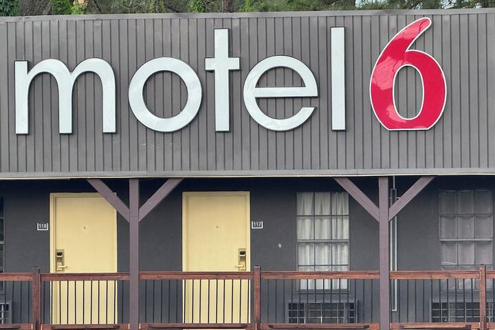 Hotel 38 of 40