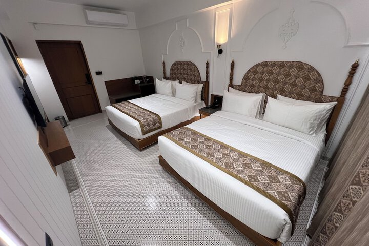 Room 14 of 70