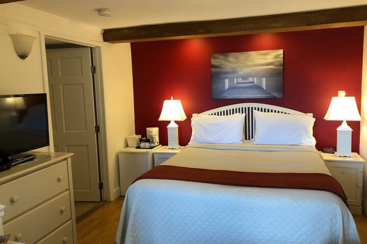 Room 14 of 43