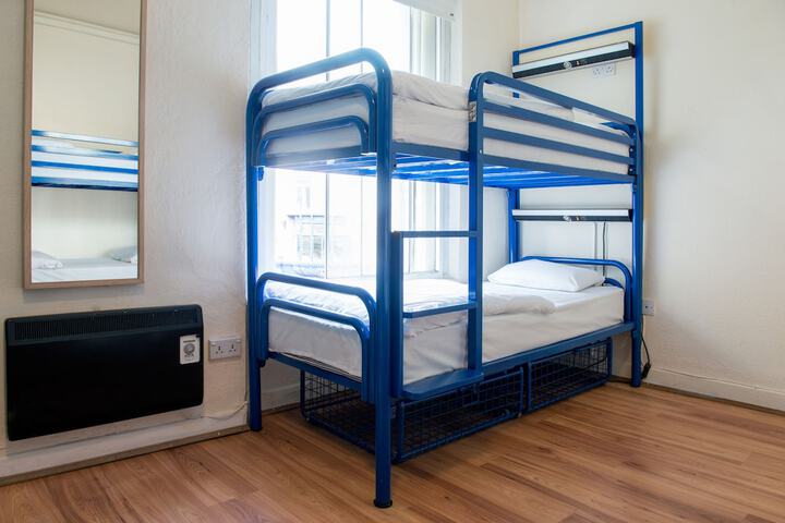 Room 12 of 54