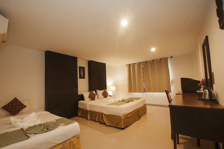 Room 20 of 66