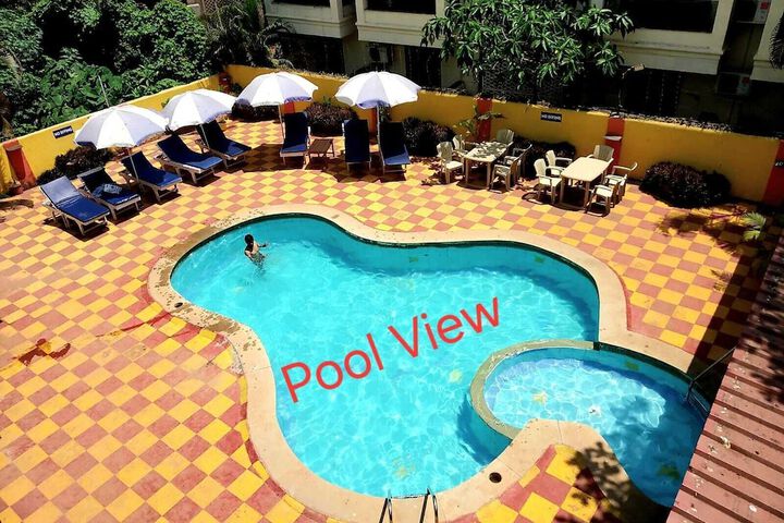 Pool 30 of 39