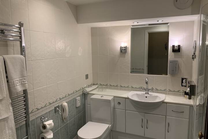 Room 46 of 88