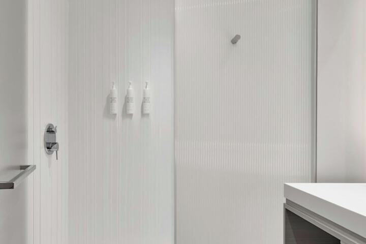 Room 61 of 85