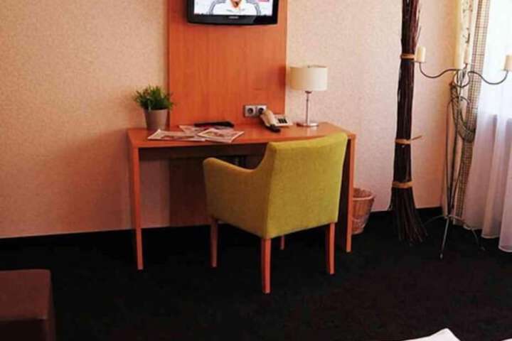 Room 17 of 55