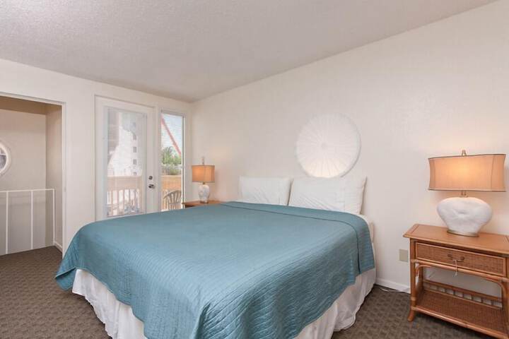 Room 20 of 144