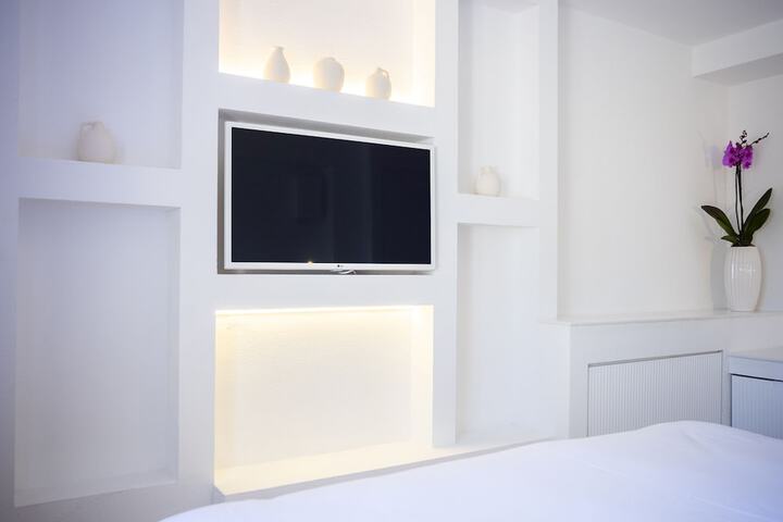 Room 18 of 115