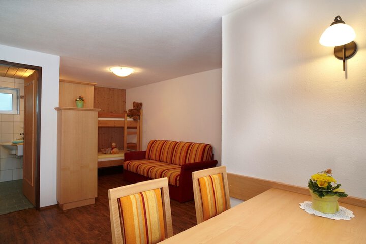 Room 8 of 54