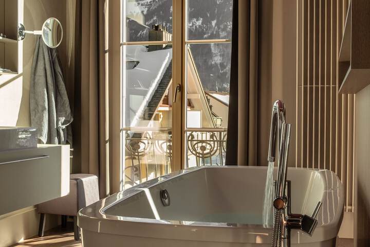 Bath Interior