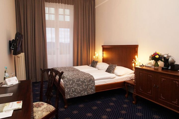 Room 26 of 114
