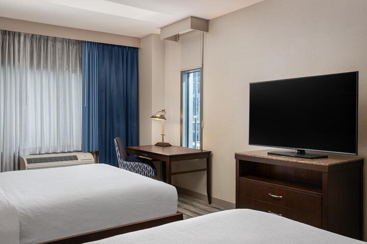 Room 16 of 61