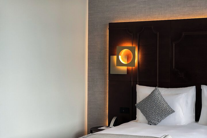 Room 27 of 114