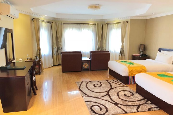 Room 13 of 52