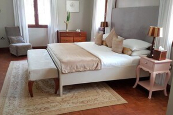 Room 19 of 33