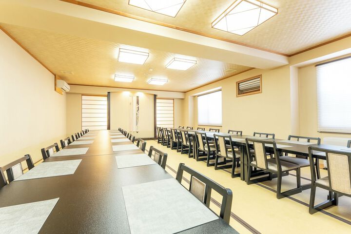 Ballroom/Hall 80 of 91
