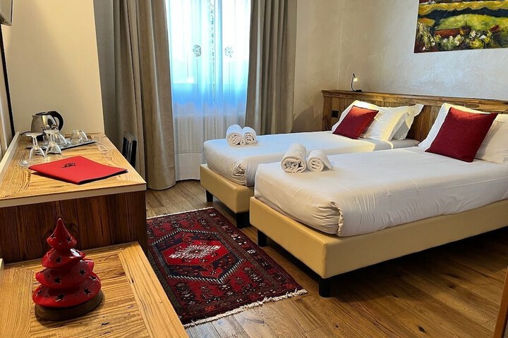 Room 18 of 51